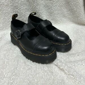 Dr. Martens platform Mary Jane Addina Flower buckle black leather sz 7 ladies